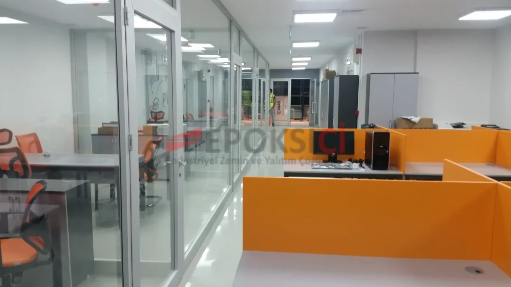 AKKA Teknoloji – tamamlanmış yönetim ofisleri, epoksi zemin