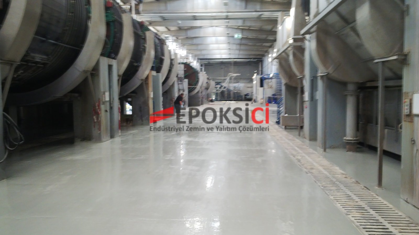 Prima deri fabrikası – dolap hattı boyunca epoksi zemin